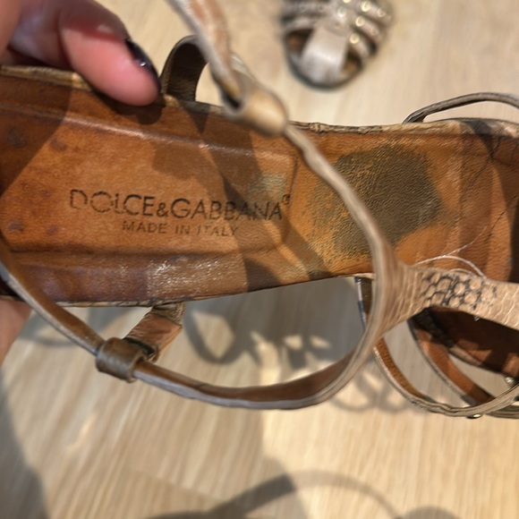 Dolce&Gabbana nude snakeskin cage front heels with stud detail. - Picture 4 of 8